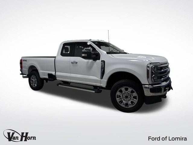 2024 Ford F-350 Super Duty Lariat's photo