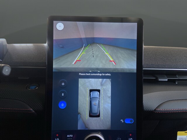 2025 Ford Mustang Mach-E Premium - Photo 11