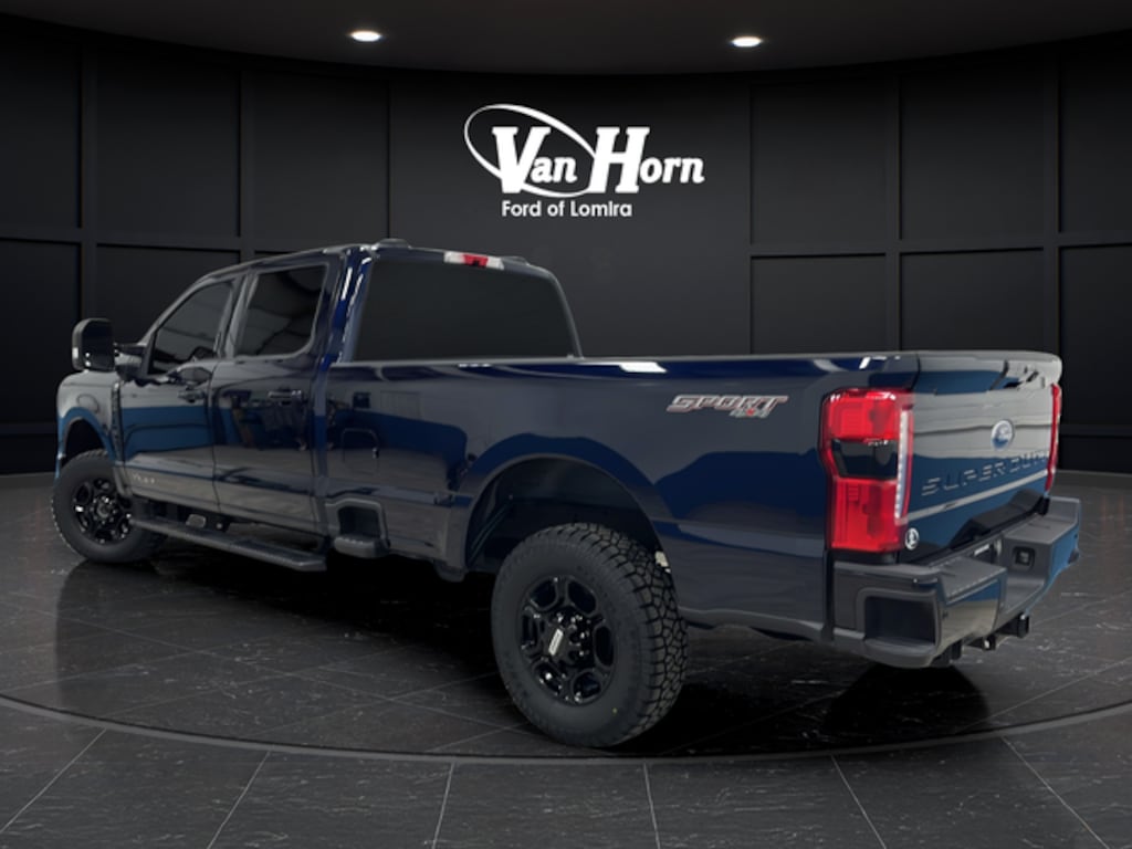 Used 2024 Ford F-250SD XLT Truck