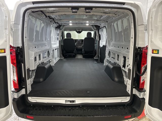 2025 Ford Transit Van Base - Photo 30