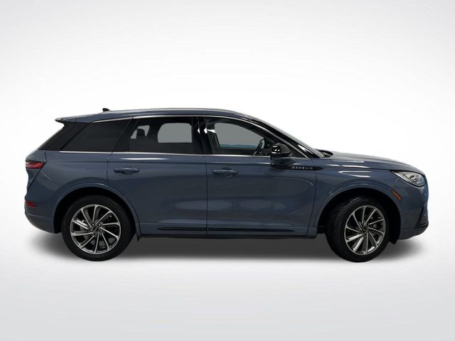2024 Lincoln Corsair Grand Touring photo 2