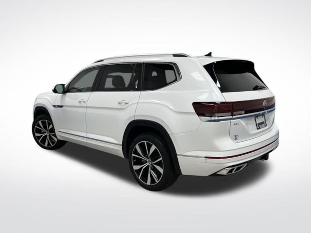 Used 2024 Volkswagen Atlas 2.0T SEL Premium R-Line SUV