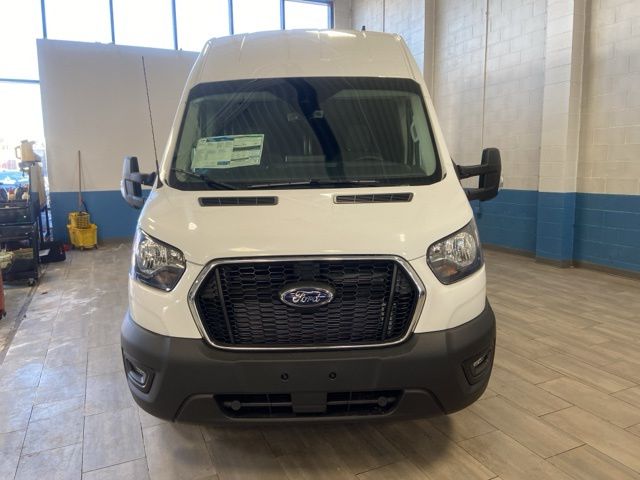 2025 Ford Transit photo 2