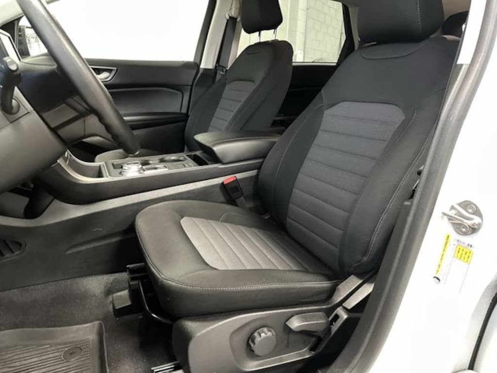 Certified 2024 Ford Edge SE SUV