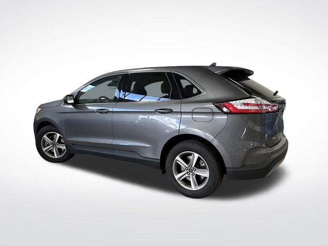 2024 Ford Edge SEL photo 2