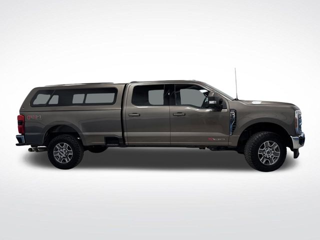 2023 Ford F-350 photo 2