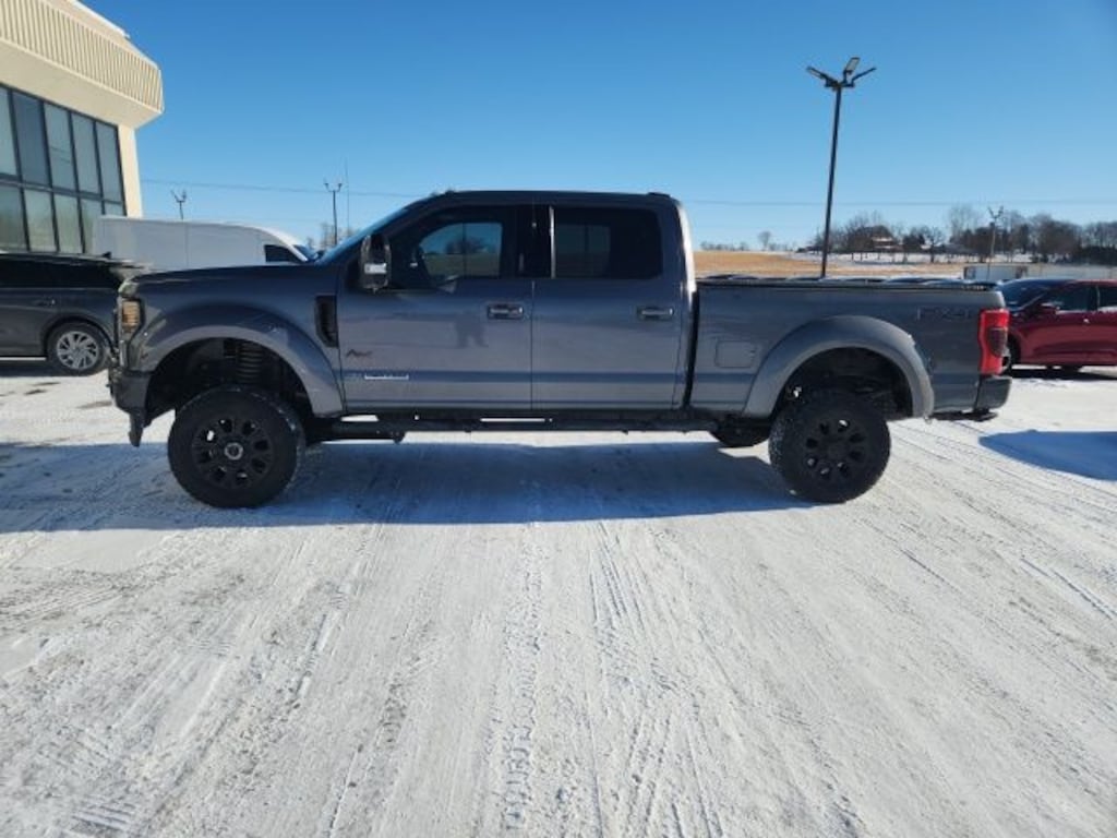 Used 2021 Ford F-250SD Lariat Truck