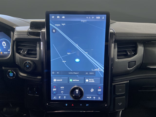 2025 Ford F-150 Lightning Platinum - Photo 10