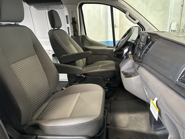 2025 Ford Transit Van Base - Photo 11