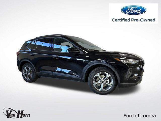 2025 Ford Escape ST-Line Select's photo