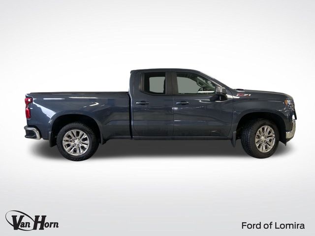 Used 2022 Chevrolet Silverado 1500 Limited LT with VIN 1GCRYDED0NZ176178 for sale in Lomira, WI