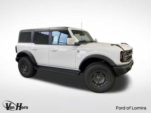 2025 Ford Bronco 4-Door Outer Banks's photo