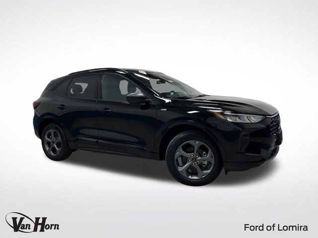 2024 Ford Escape ST-Line's photo