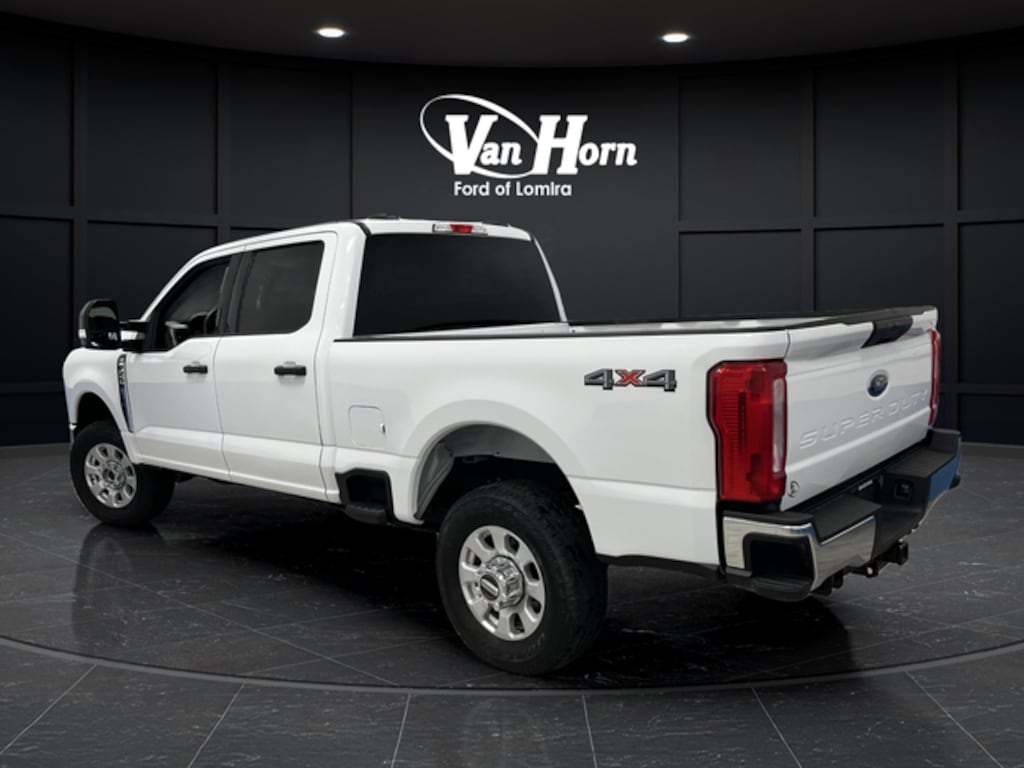 Used 2023 Ford F-250SD XLT Truck