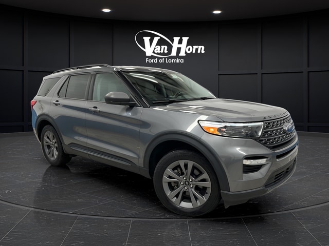 2021 Ford Explorer XLT 4WD's photo