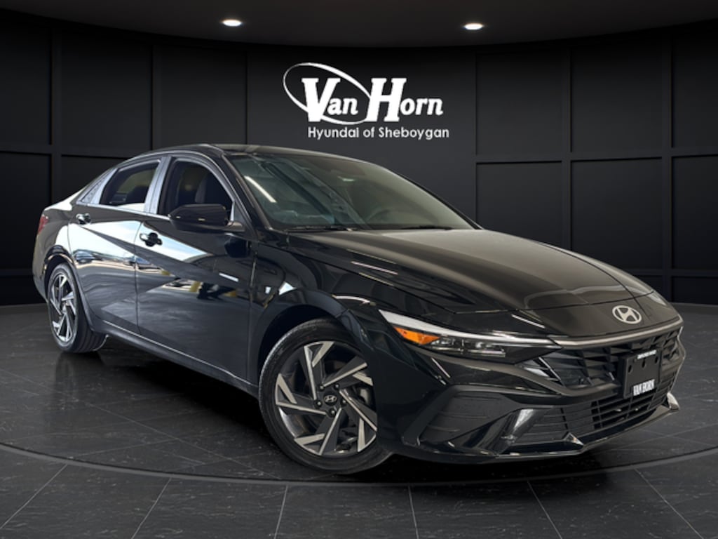 Certified 2025 Hyundai Elantra SEL Sport Sedan