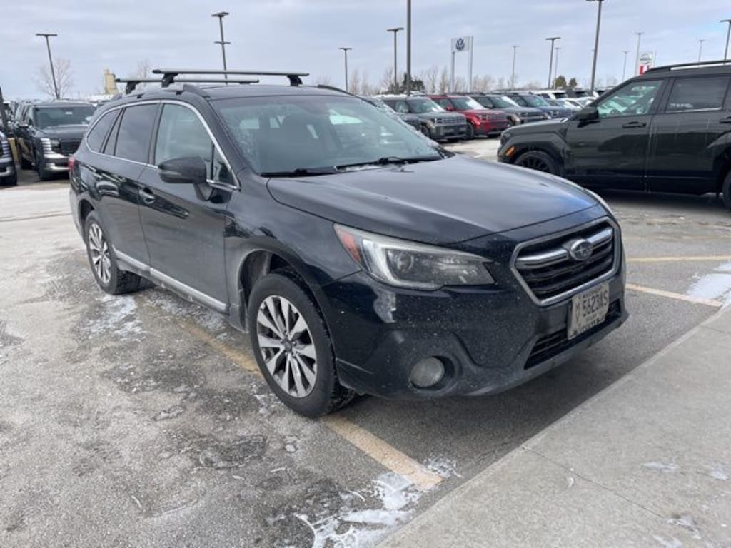 Used 2019 Subaru Outback 2.5i SUV