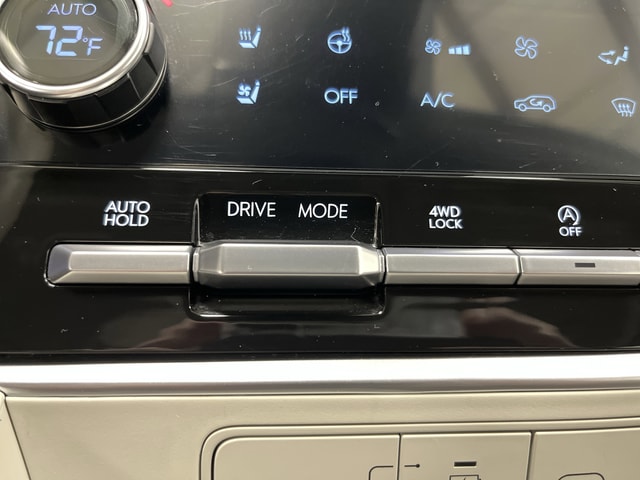 2024 Hyundai Santa Fe Limited - Photo 25