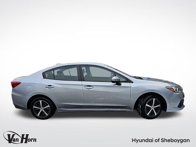 Used 2022 Subaru Impreza Premium with VIN 4S3GKAV66N3606758 for sale in Sheboygan, WI