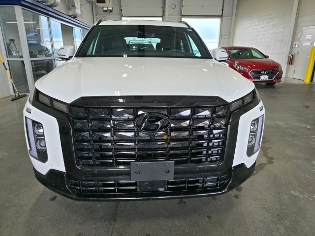 Used 2024 Hyundai Palisade Calligraphy with VIN KM8R7DGE0RU679815 for sale in Sheboygan, WI