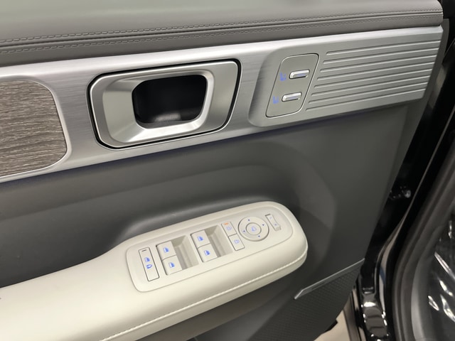 2024 Hyundai Santa Fe Limited - Photo 31