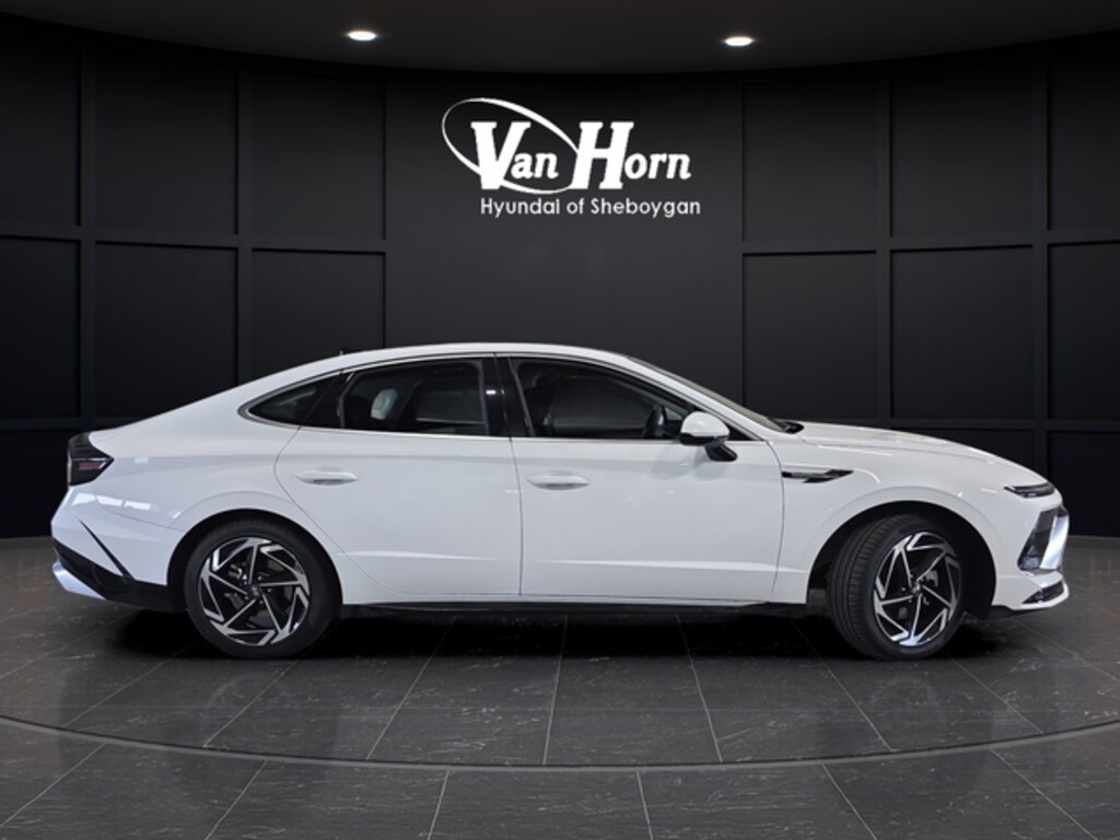 Certified 2025 Hyundai Sonata SEL Convenience Sedan