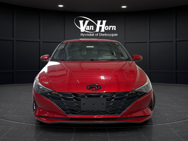 Used 2021 Hyundai Elantra SEL with VIN 5NPLM4AG4MH051580 for sale in Sheboygan, WI
