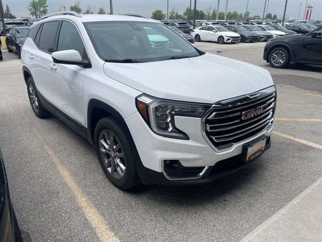2022 GMC Terrain SLT AWD's photo