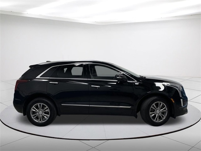 Used 2021 Cadillac XT5 Premium Luxury with VIN 1GYKNDRS6MZ169974 for sale in Sheboygan, WI