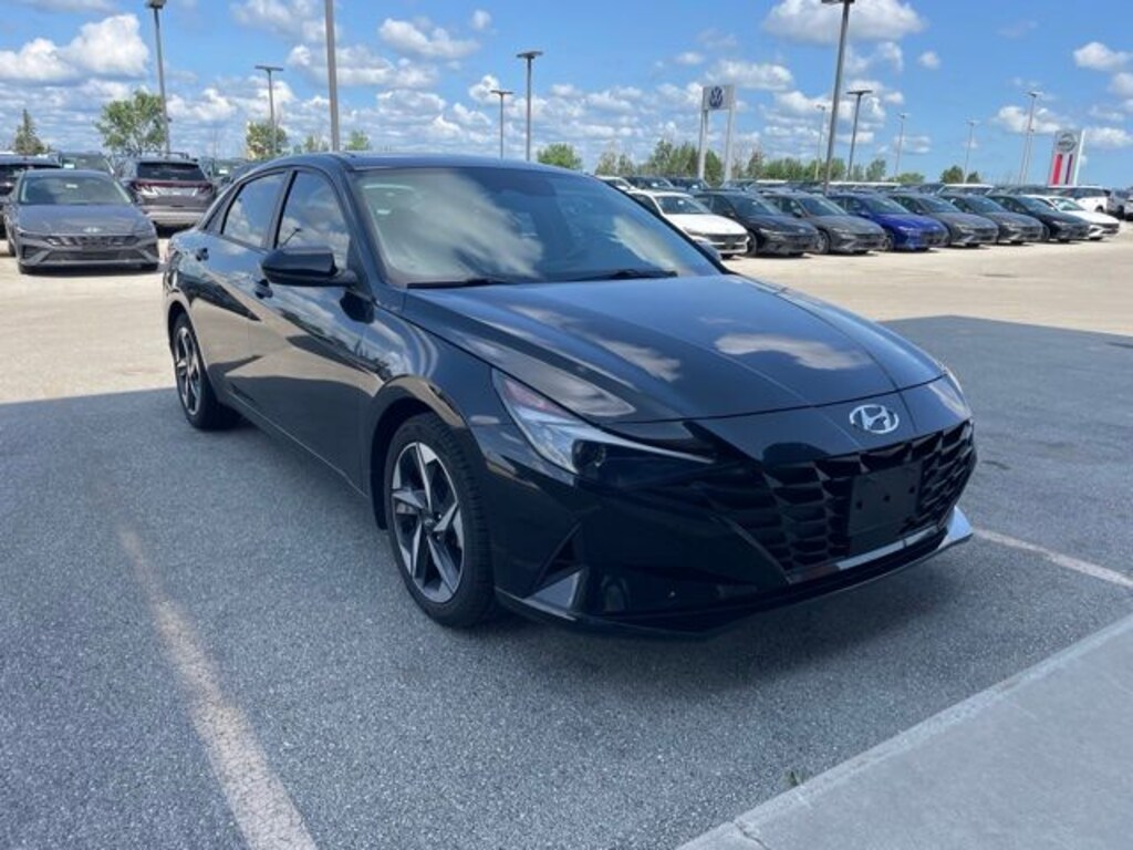 Used 2023 Hyundai Elantra SEL Sedan