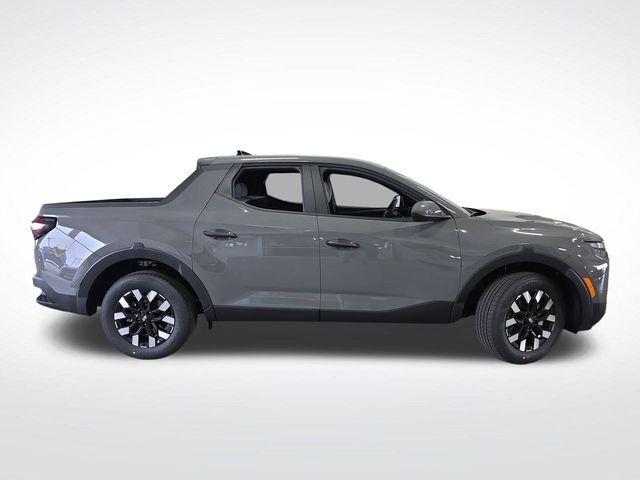 2026 Hyundai Santa Cruz SE photo 2