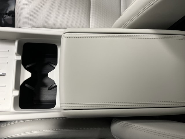 2024 Hyundai Santa Fe Limited - Photo 22