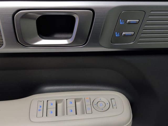 2024 Hyundai Santa Fe Limited - Photo 33