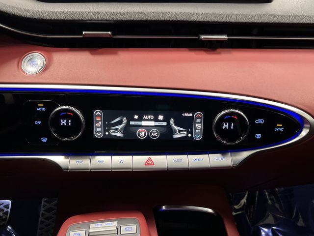 2025 GENESIS GV70 Sport - Photo 20