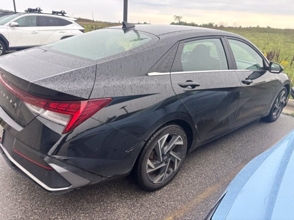 Used 2024 Hyundai Elantra SEL Sedan