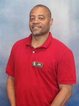 Staff member Bobby Hill from ID_d2a584454d3f