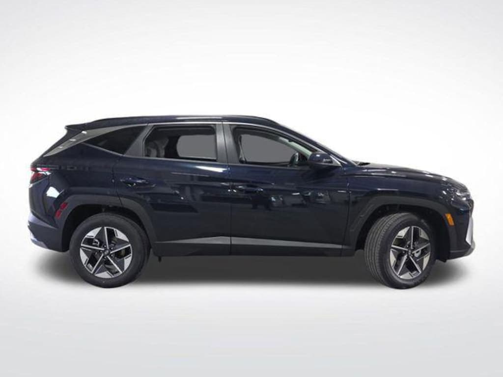 New 2026 Hyundai Tucson Hybrid SEL SUV