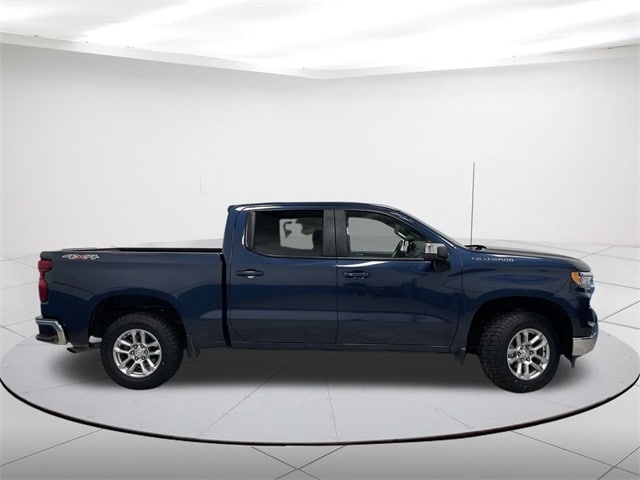 Used 2022 Chevrolet Silverado 1500 LT with VIN 3GCPDDEK8NG654820 for sale in Sheboygan, WI