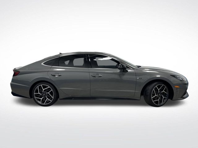 2022 Hyundai Sonata N Line photo 2