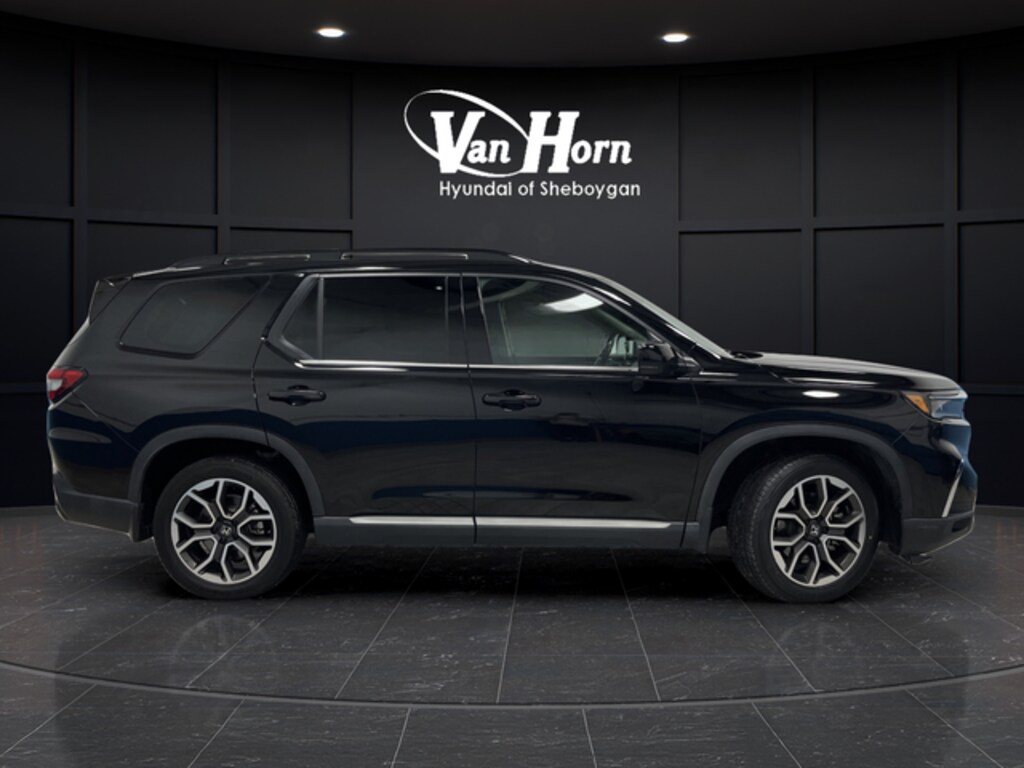 Used 2023 Honda Pilot Touring SUV