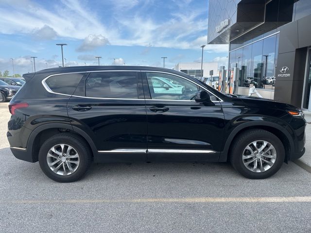 Used 2019 Hyundai Santa Fe SEL with VIN 5NMS3CAD6KH008903 for sale in Sheboygan, WI