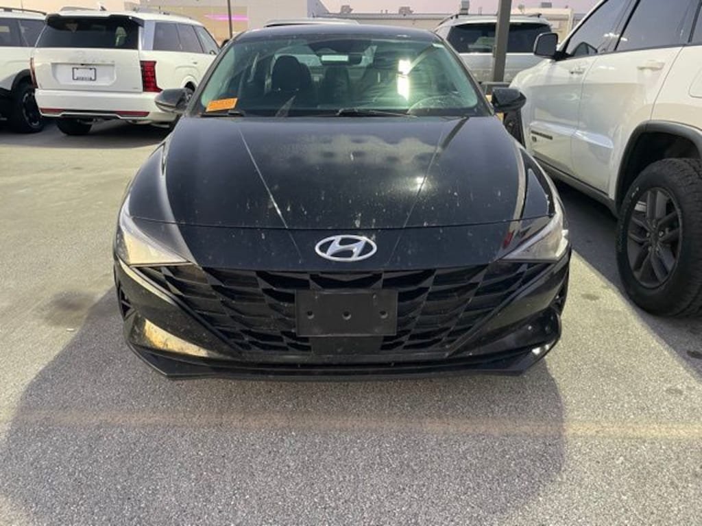 Used 2023 Hyundai Elantra SEL Sedan