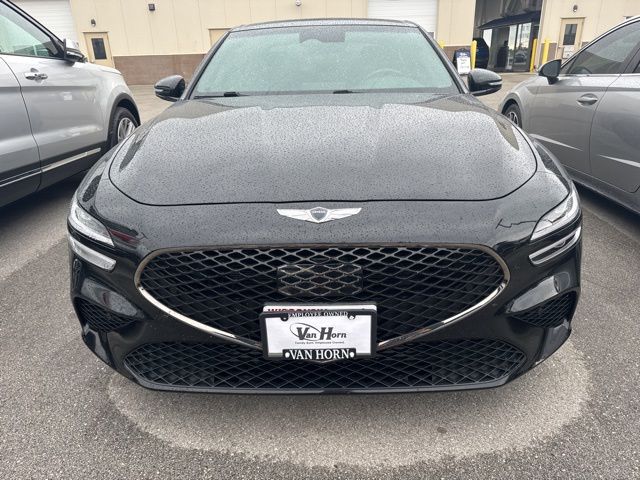 2022 Genesis G70 Advanced 3.3T Sport Prestige photo 2