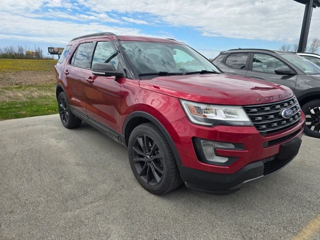 2017 Ford Explorer XLT 4WD's photo