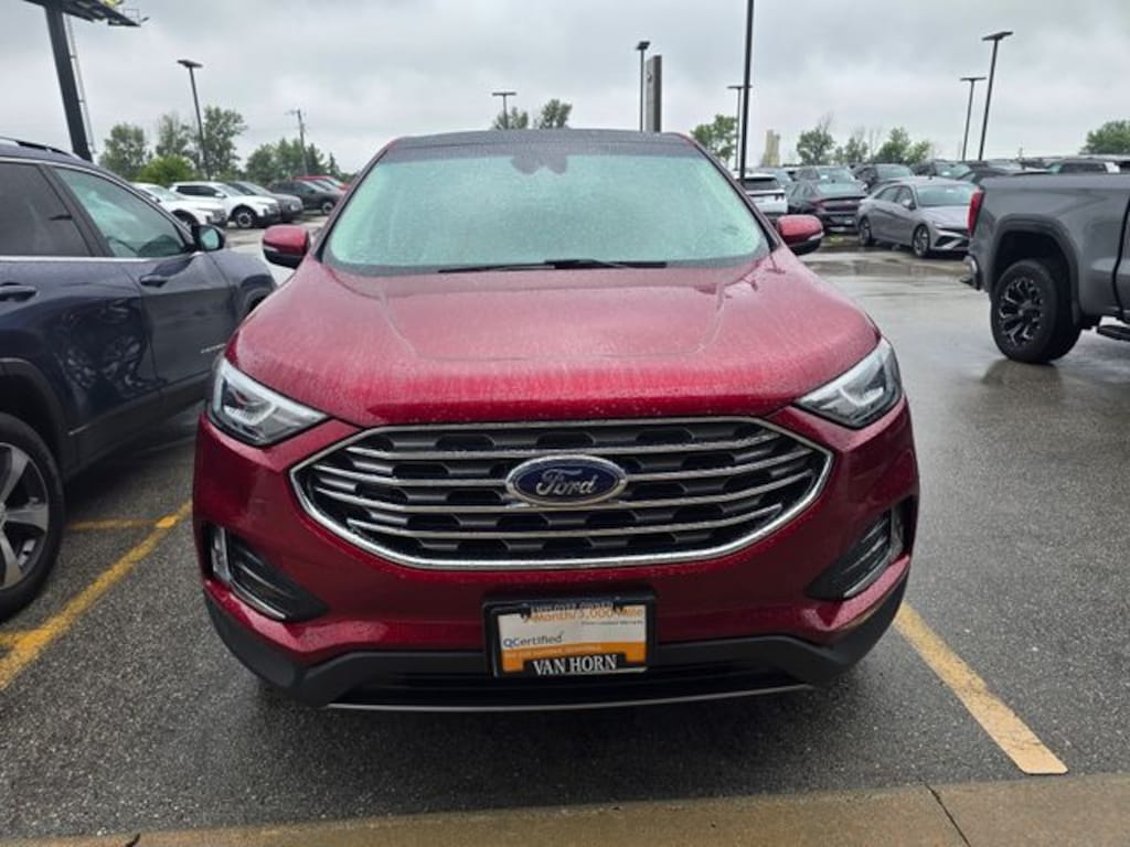 Used 2019 Ford Edge Titanium SUV