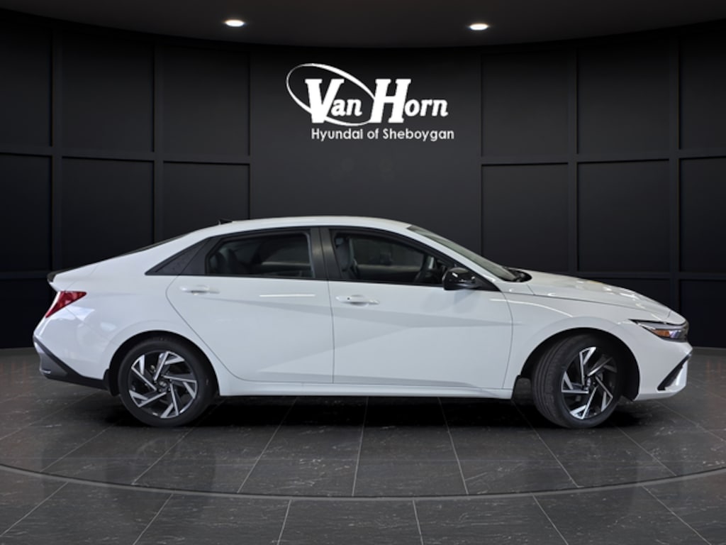 Certified 2025 Hyundai Elantra SEL Sport Sedan