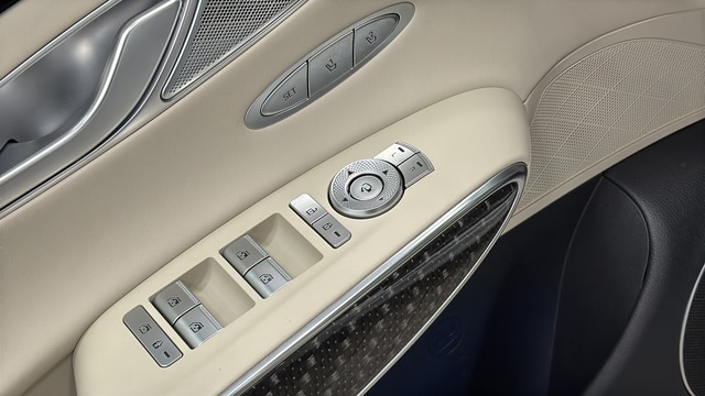 2025 GENESIS GV70 Sport - Photo 22