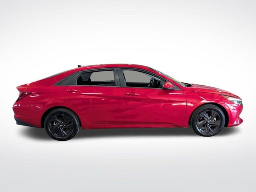 Certified 2022 Hyundai Elantra SEL Sedan