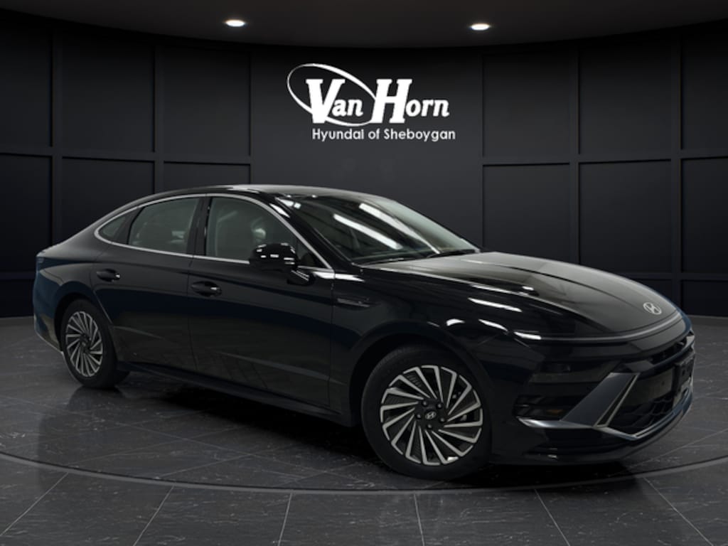 Used 2025 Hyundai Sonata Hybrid Limited Sedan