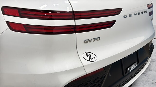 2025 GENESIS GV70 Sport - Photo 34